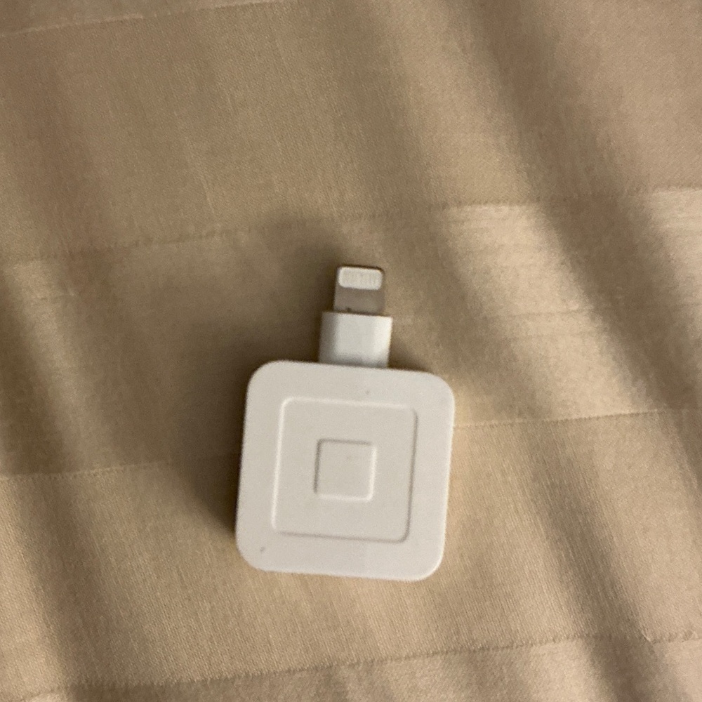 Apple White Card Reader